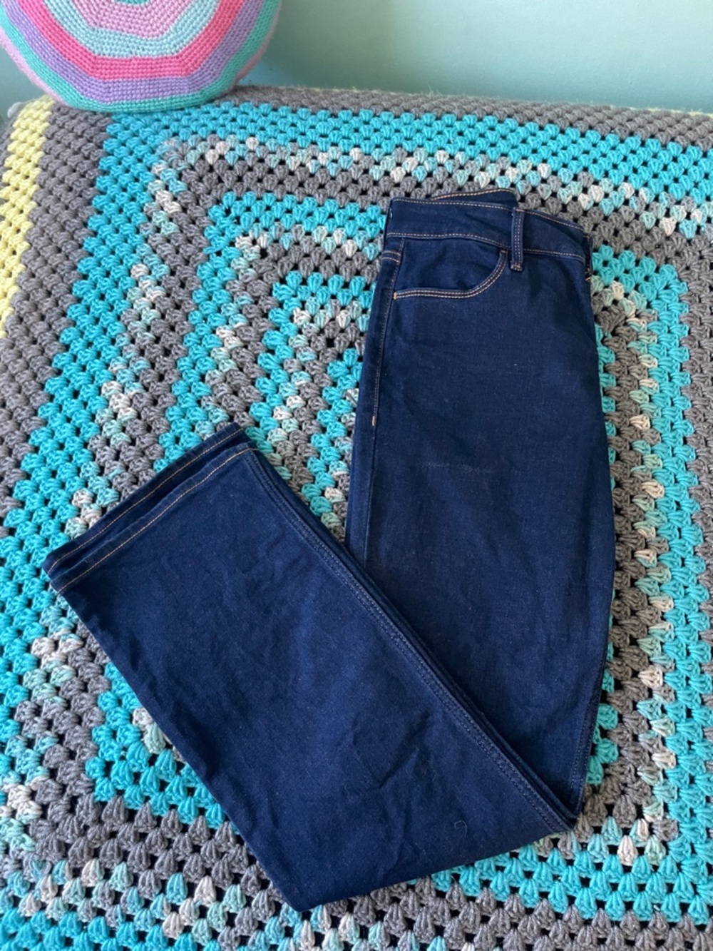 Old Navy Women’s Navy Boot-Cut Jeans